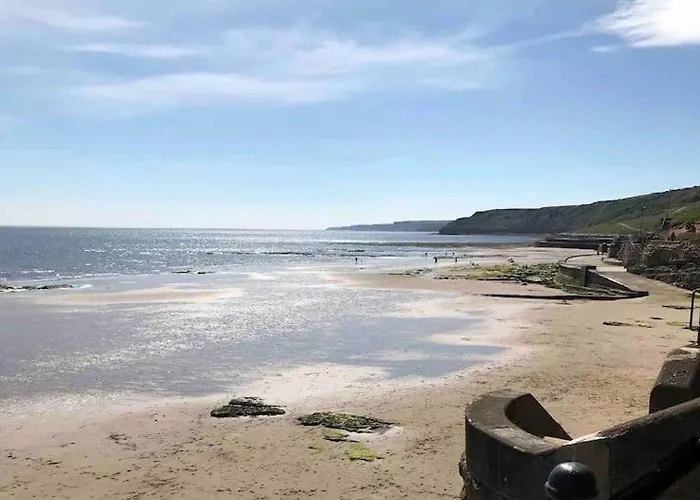 4 Avenue House アパート